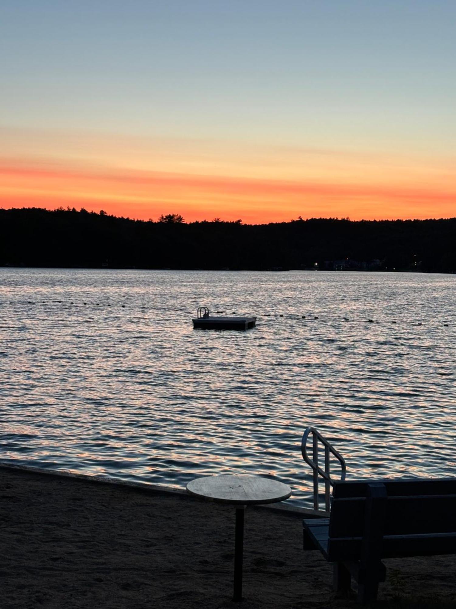 Winnasquam Beach Resort Belmont Bagian luar foto
